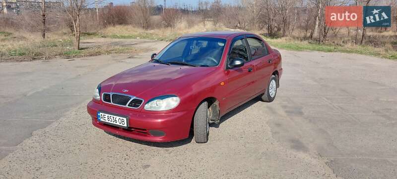 Седан Daewoo Sens 2002 в Кривом Роге