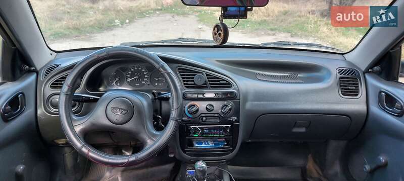Седан Daewoo Sens 2002 в Кривом Роге