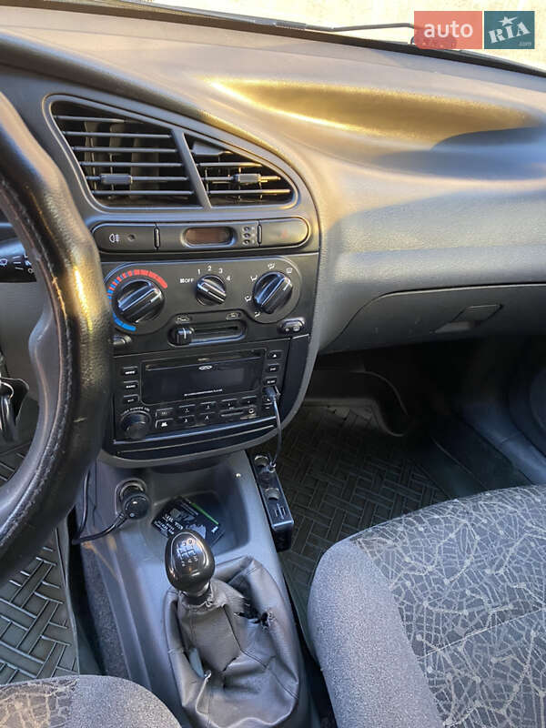 Седан Daewoo Sens 2005 в Харькове