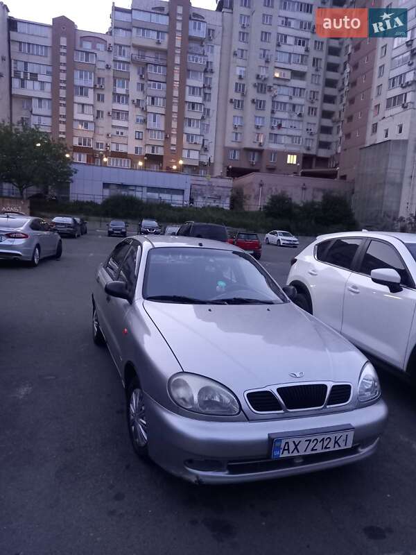 Седан Daewoo Sens 2004 в Запоріжжі