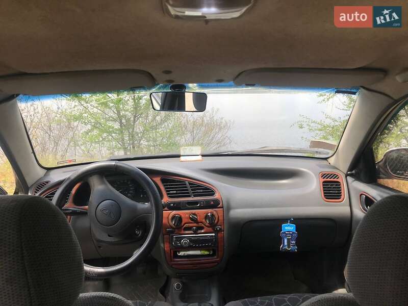 Седан Daewoo Sens 2003 в Запорожье