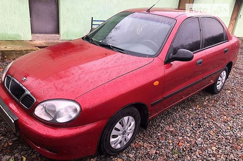 Седан Daewoo Sens 2006 в Тростянце