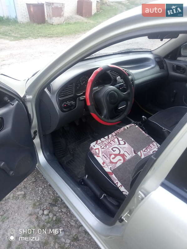 Седан Daewoo Sens 2003 в Богуславе