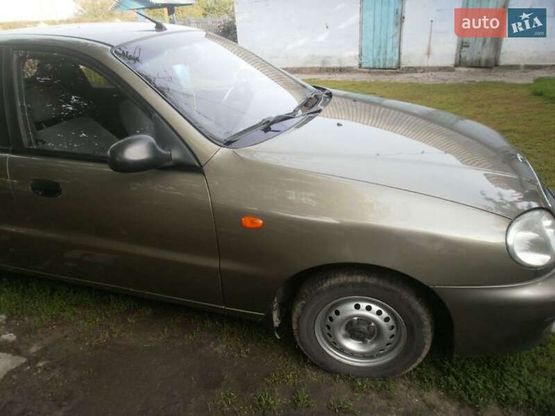 Седан Daewoo Sens 2005 в Днепре