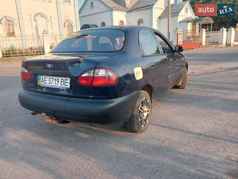 Седан Daewoo Sens 2004 в Светловодске