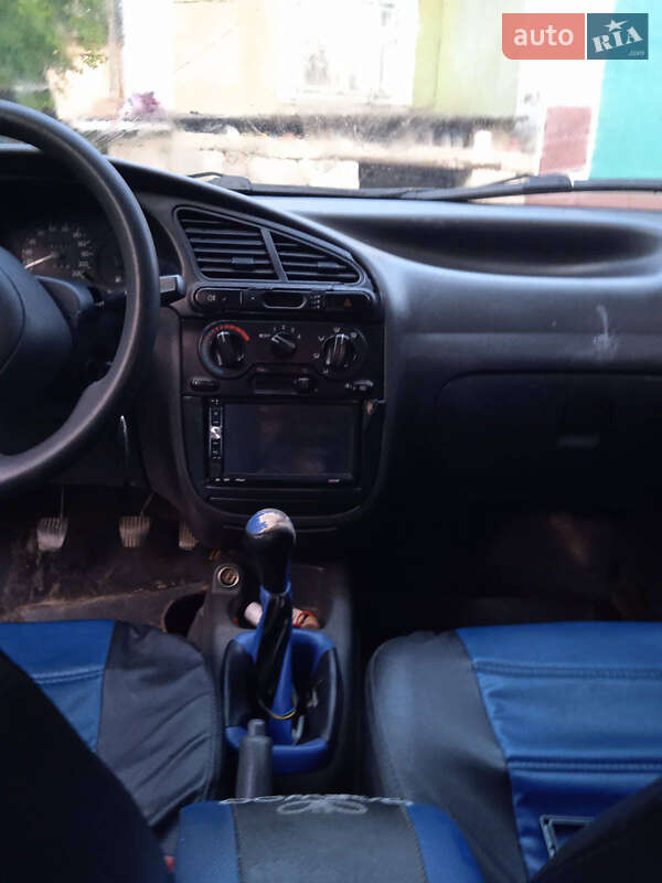 Седан Daewoo Sens 2004 в Дунаївцях