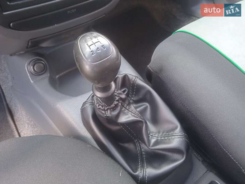 Седан Daewoo Sens 2006 в Пустомытах