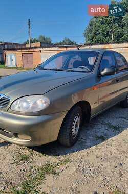 Седан Daewoo Sens 2004 в Ромнах