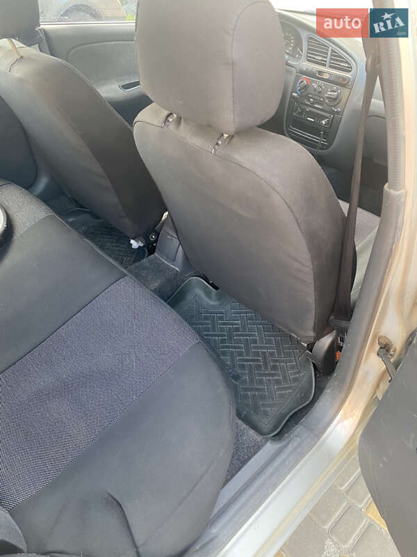 Седан Daewoo Sens 2005 в Умани