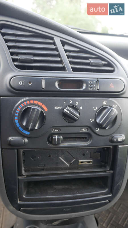 Седан Daewoo Sens 2006 в Нежине