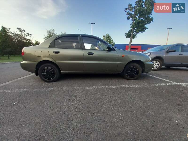 Седан Daewoo Sens 2003 в Тячеві