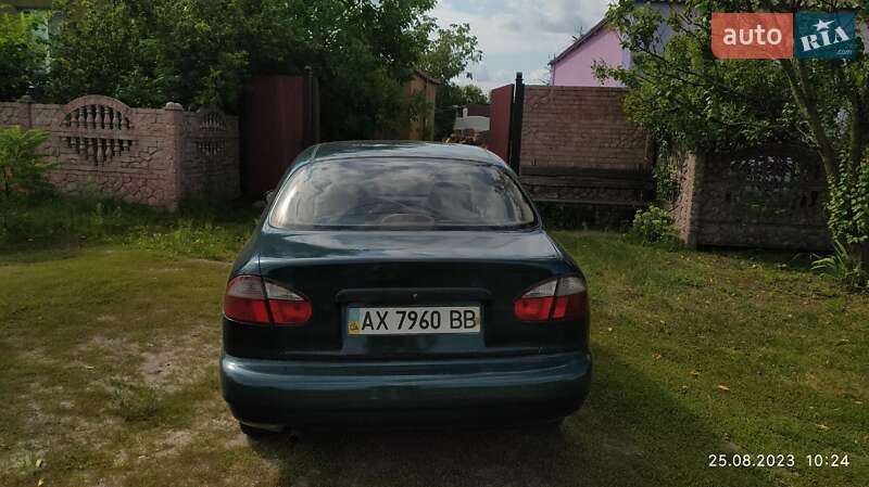 Седан Daewoo Sens 2004 в Вовчанську
