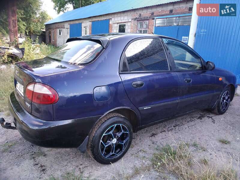 Седан Daewoo Sens 2004 в Радехові