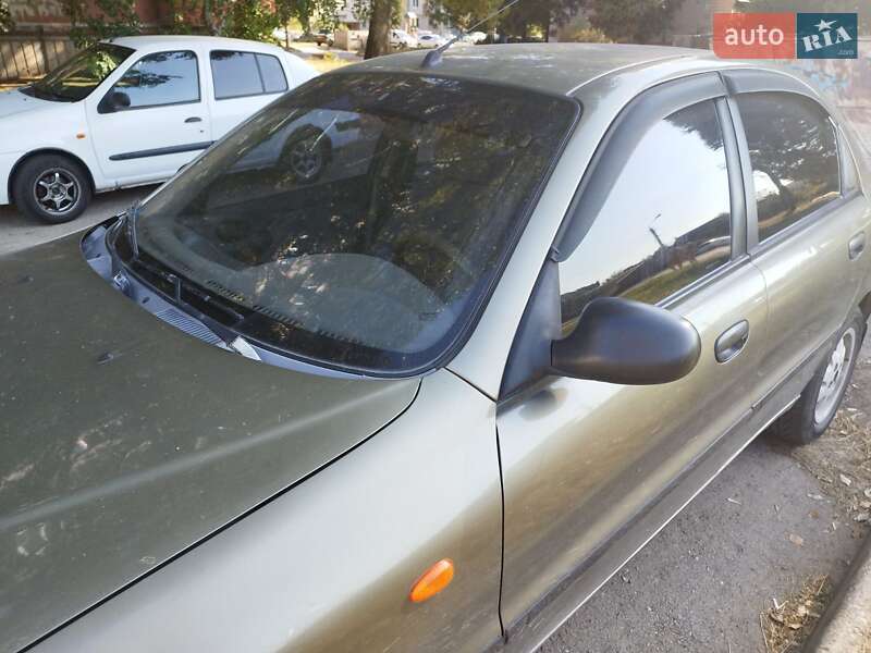 Седан Daewoo Sens 2005 в Запорожье
