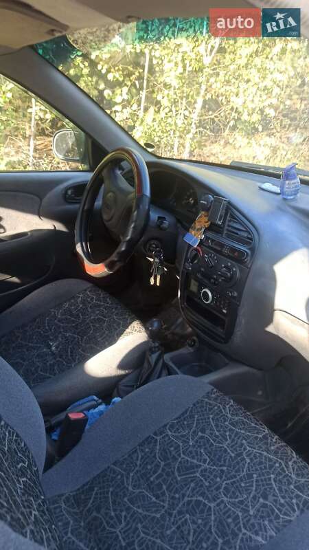 Седан Daewoo Sens 2005 в Маневичах