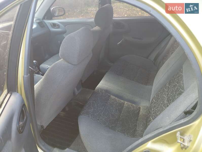 Седан Daewoo Sens 2007 в Новомосковську