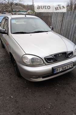 Седан Daewoo Sens 2003 в Карловке