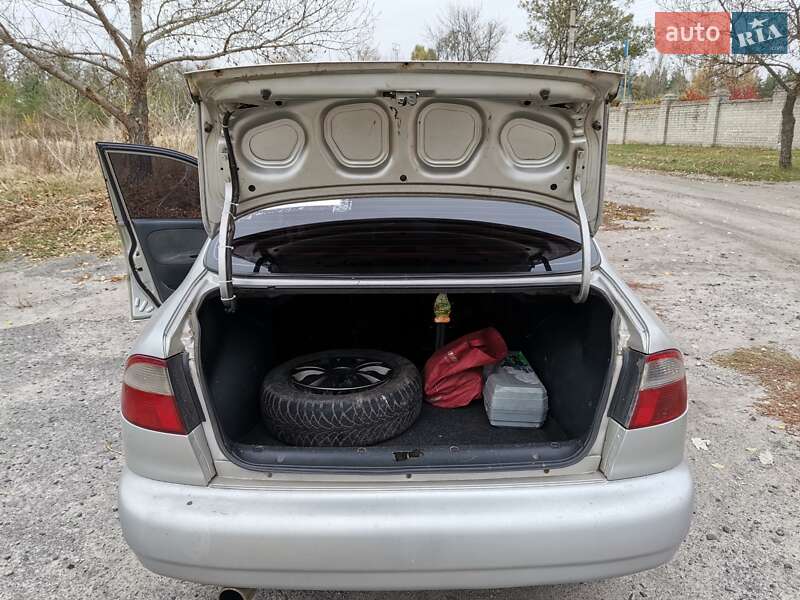 Седан Daewoo Sens 2004 в Петропавловке