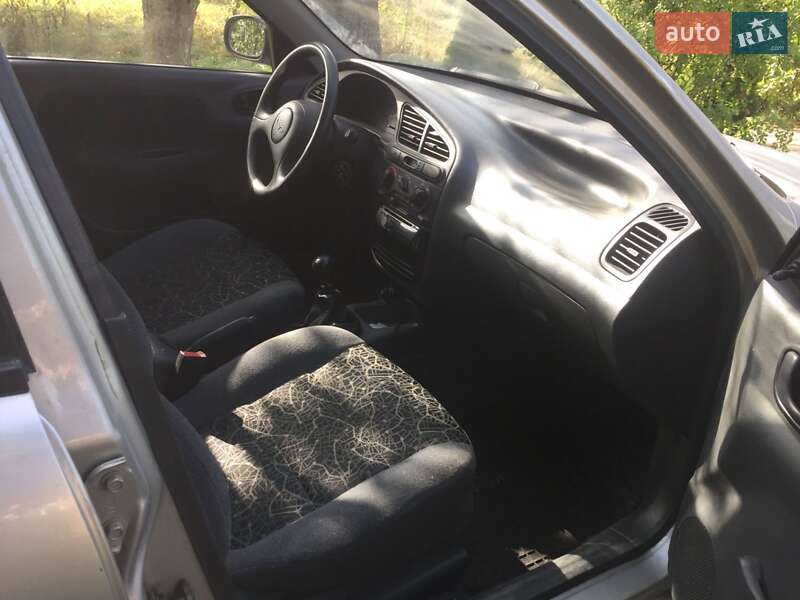 Седан Daewoo Sens 2005 в Мерефа