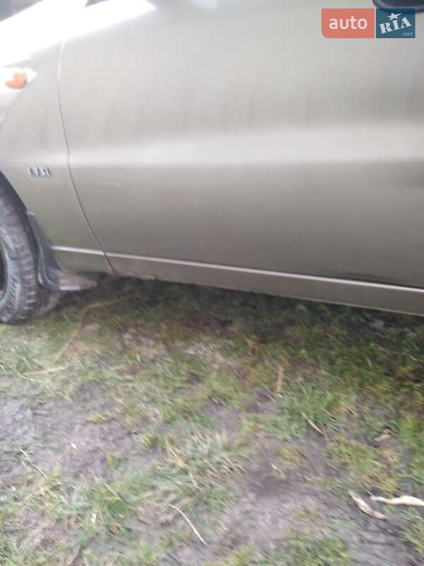 Седан Daewoo Sens 2004 в Бродах