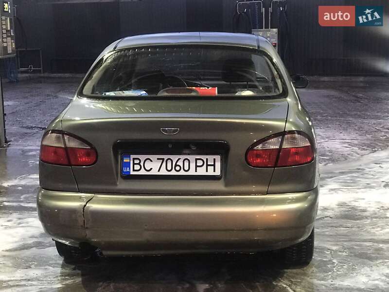 Седан Daewoo Sens 2003 в Львове