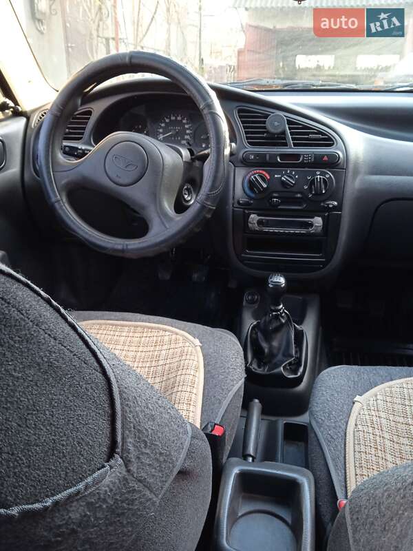 Седан Daewoo Sens 2005 в Львові