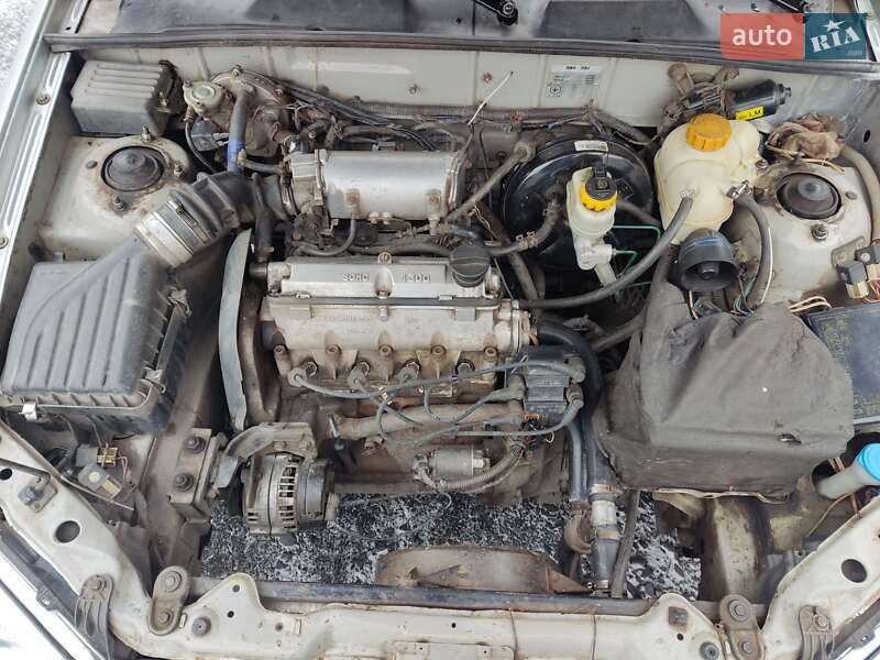 Седан Daewoo Sens 2005 в Сахновщині