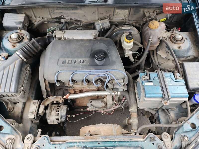 Седан Daewoo Sens 2004 в Одесі