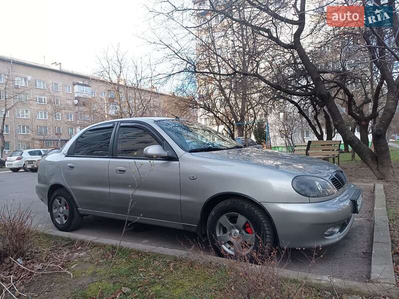 Седан Daewoo Sens 2004 в Тлумаче