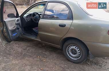 Седан Daewoo Sens 2004 в Бахмаче