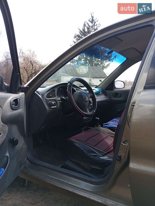 Седан Daewoo Sens 2004 в Бахмаче