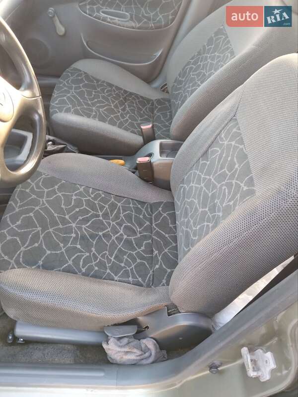 Седан Daewoo Sens 2003 в Киеве
