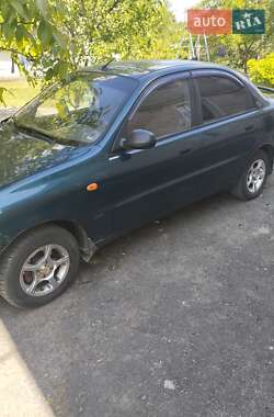 Седан Daewoo Sens 2004 в Дубні