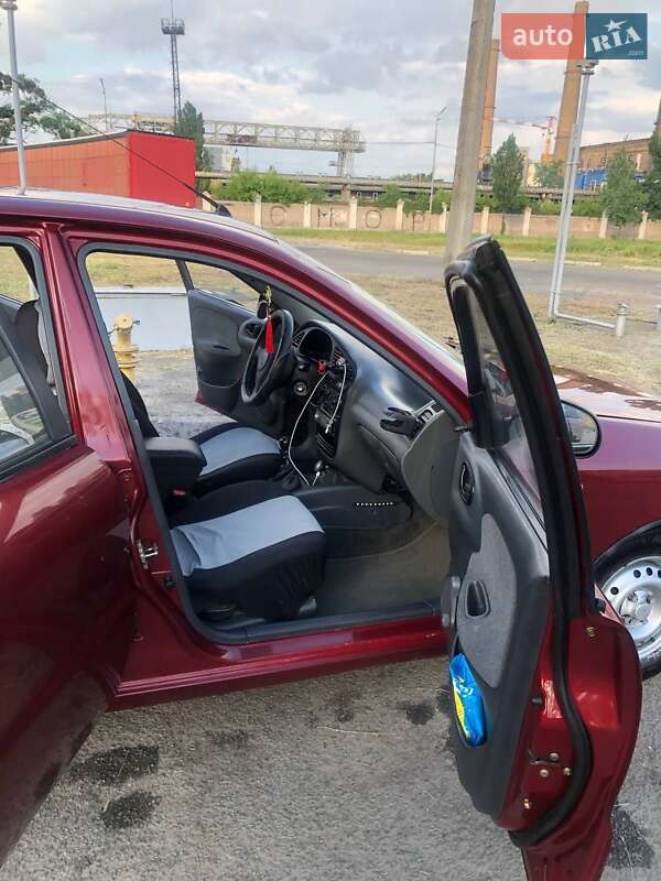 Седан Daewoo Sens 2005 в Киеве