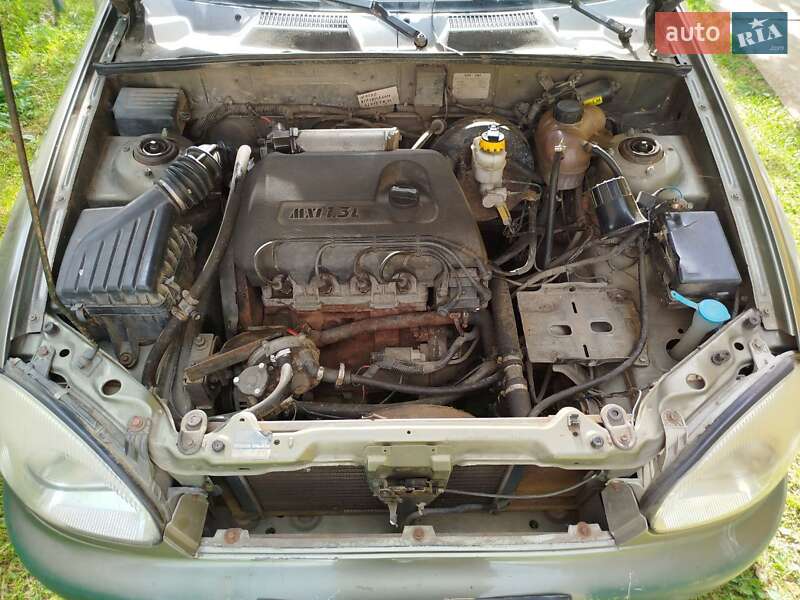Седан Daewoo Sens 2004 в Межгорье