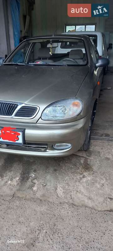 Седан Daewoo Sens 2005 в Рахове