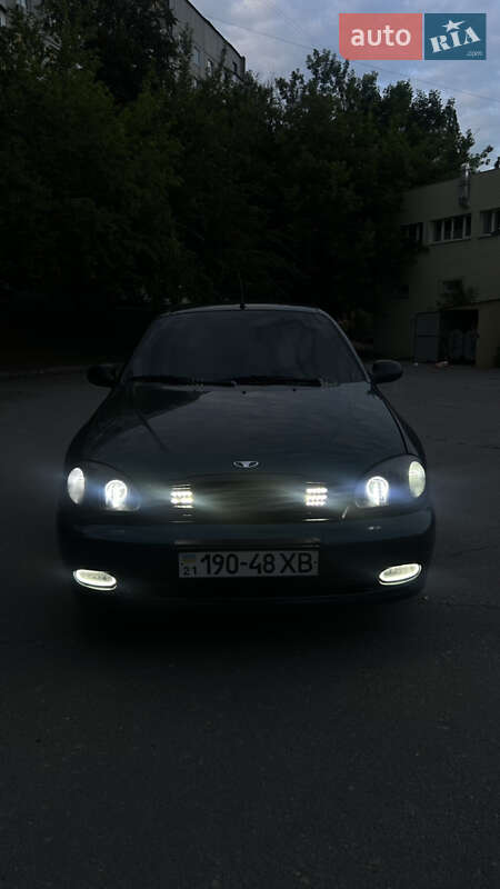 Седан Daewoo Sens 2002 в Харькове