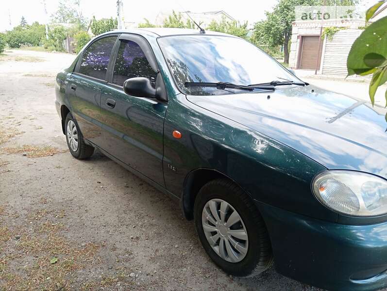 Седан Daewoo Sens 2004 в Дніпрі