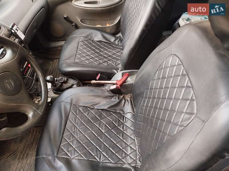 Седан Daewoo Sens 2013 в Горохове