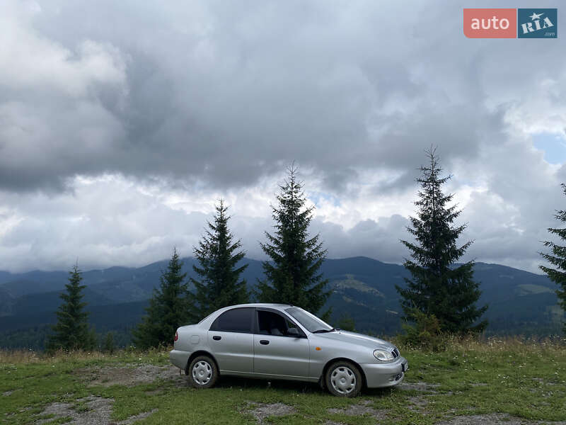 Седан Daewoo Sens 2002 в Кривом Роге