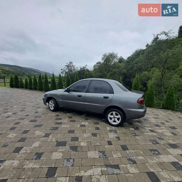 Седан Daewoo Sens 2004 в Мукачево