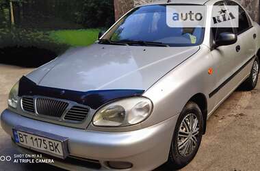 Седан Daewoo Sens 2004 в Львові