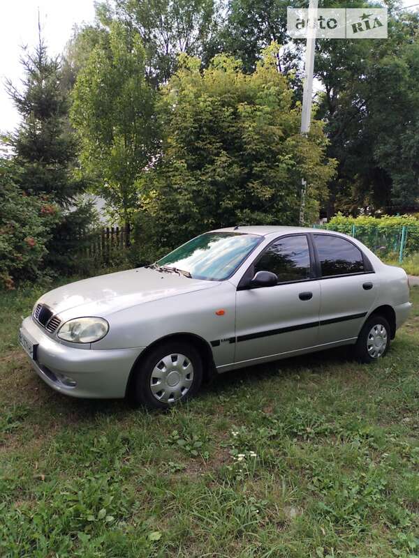 Седан Daewoo Sens 2003 в Червонограде