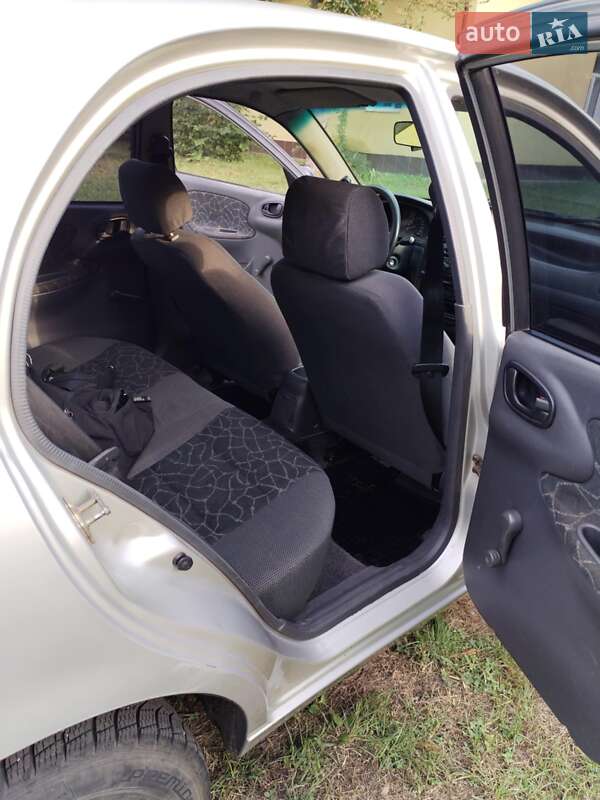 Седан Daewoo Sens 2003 в Шептицькому