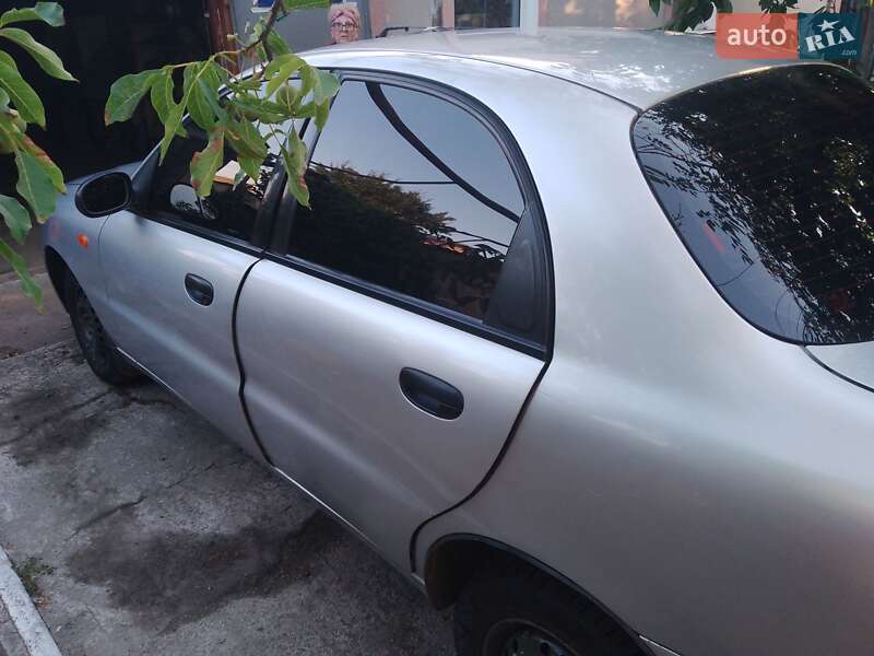 Седан Daewoo Sens 2004 в Запорожье
