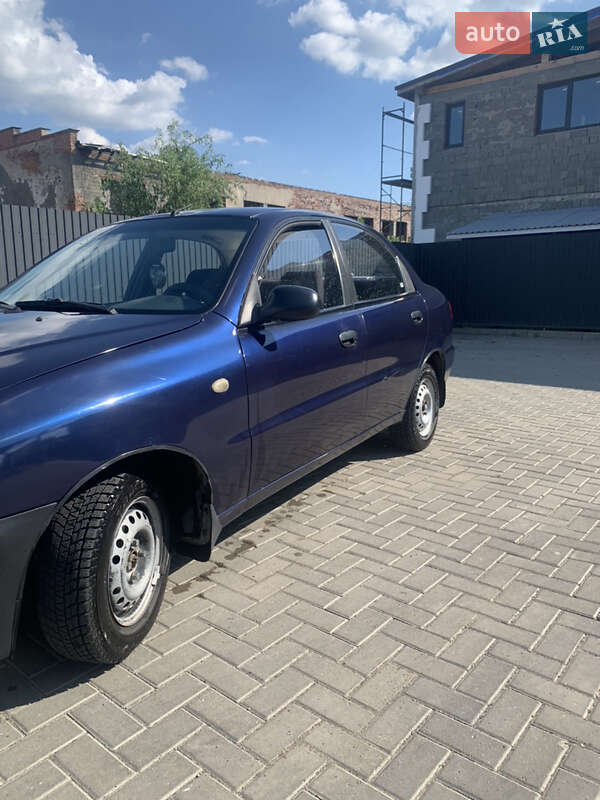 Седан Daewoo Sens 2005 в Ужгороде