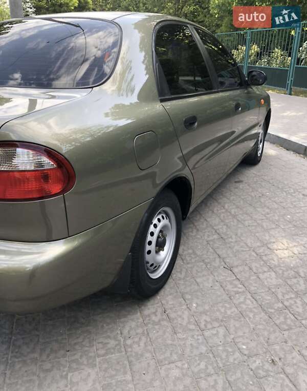 Седан Daewoo Sens 2003 в Запорожье