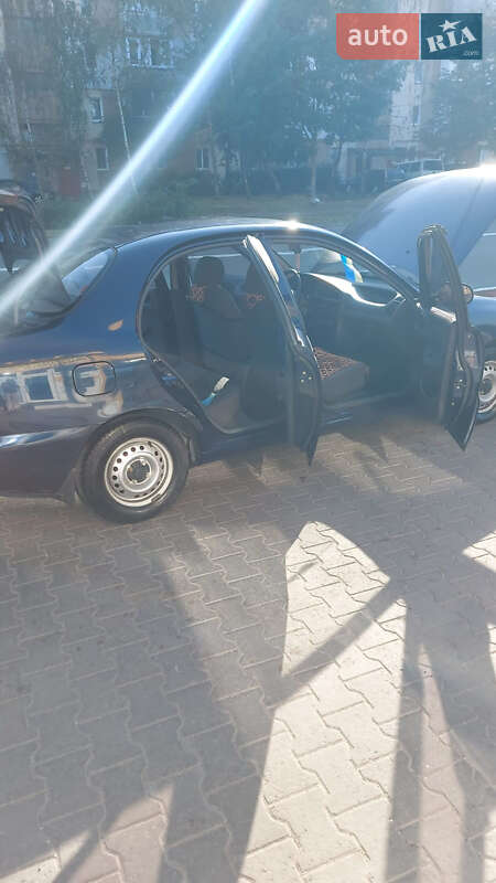 Седан Daewoo Sens 2002 в Хмельницком