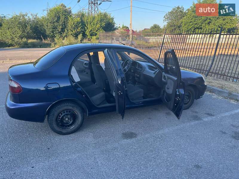 Седан Daewoo Sens 2006 в Днепре