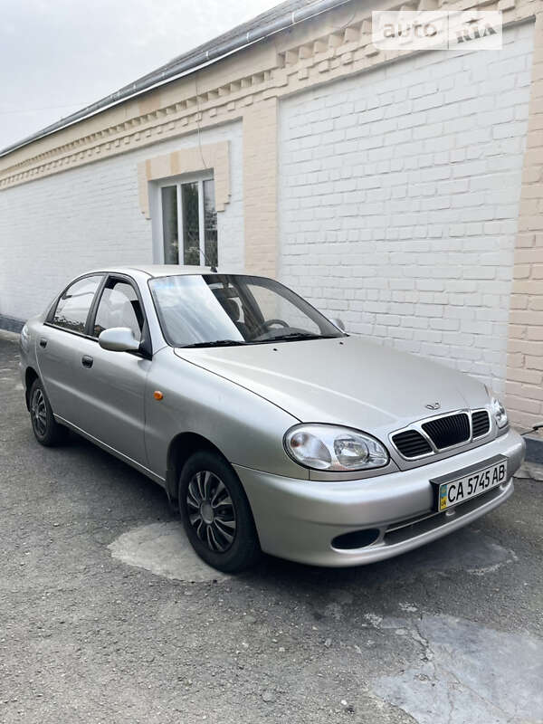 Седан Daewoo Sens 2005 в Умани